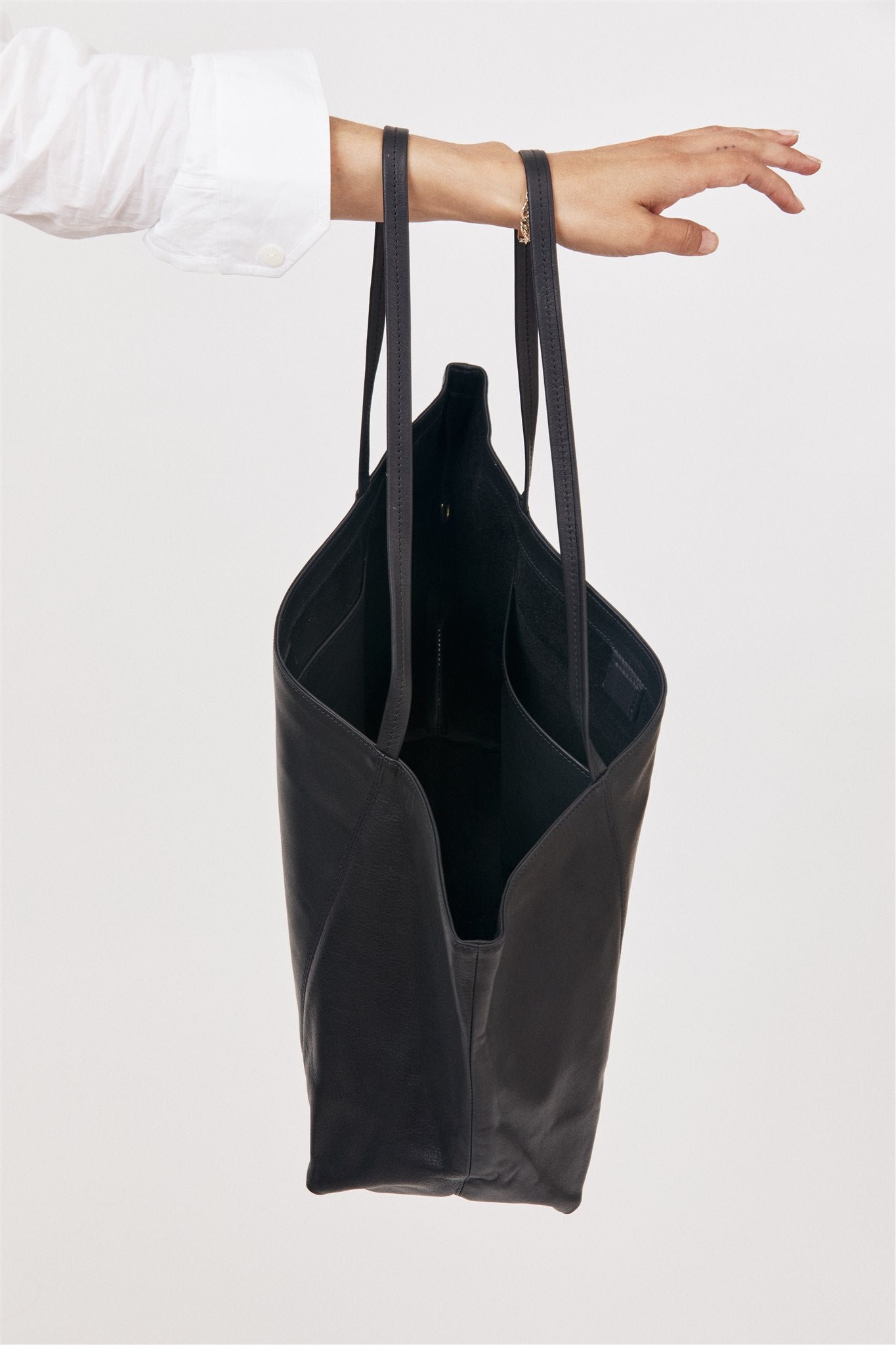 Makena Tote