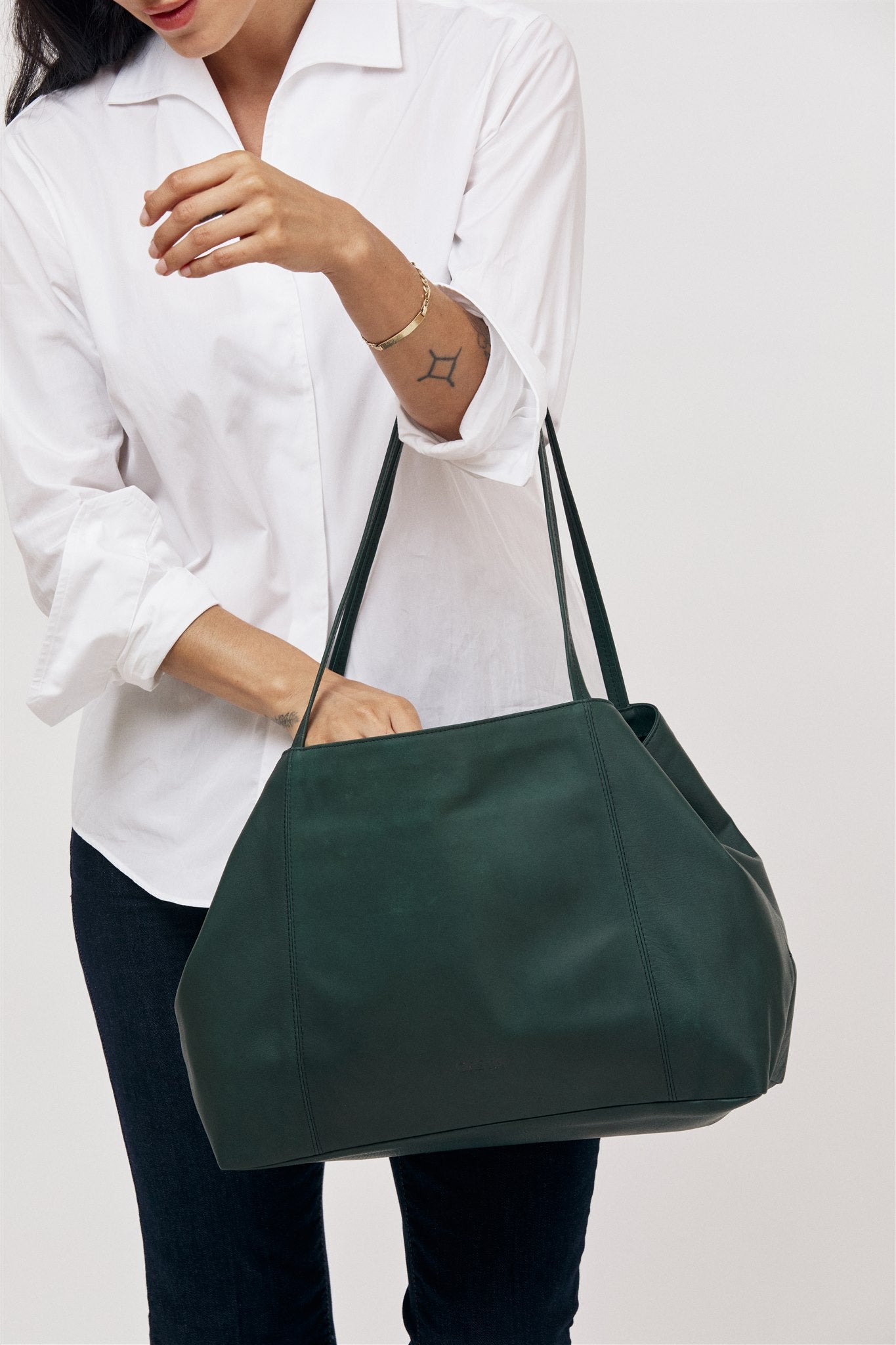 Makena Tote