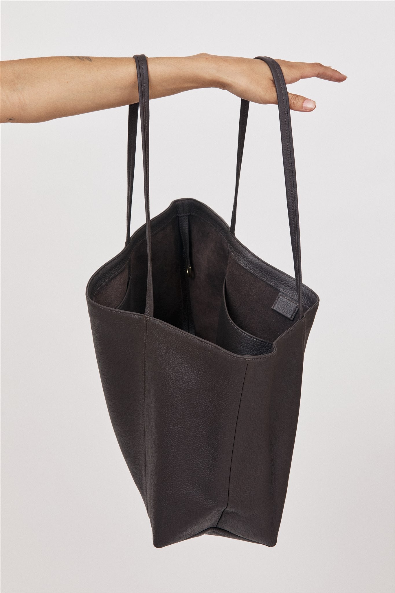 Makena Tote