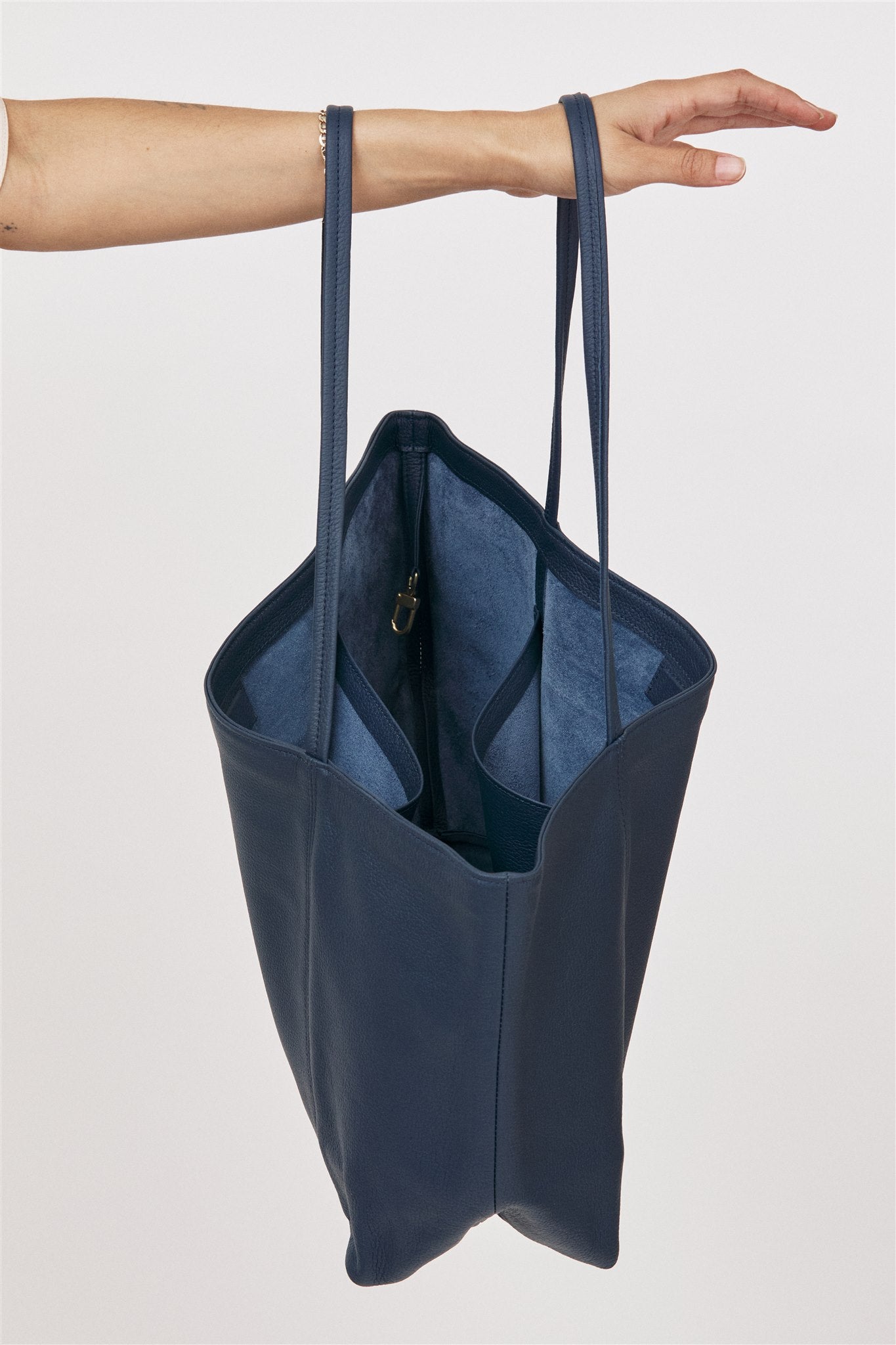 Makena Tote
