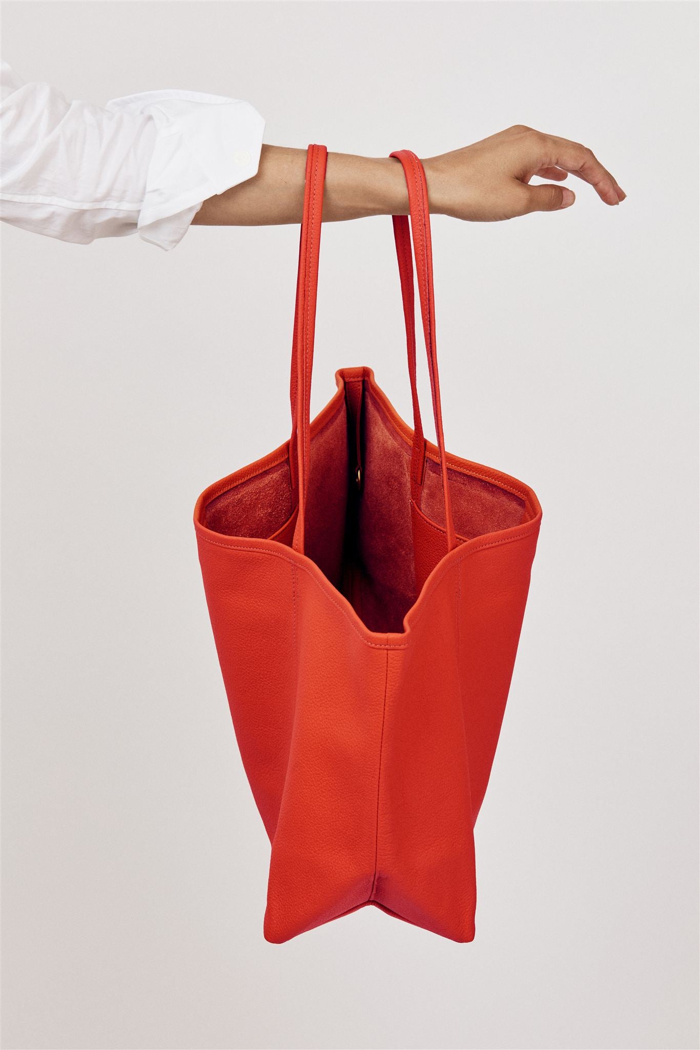 Makena Tote