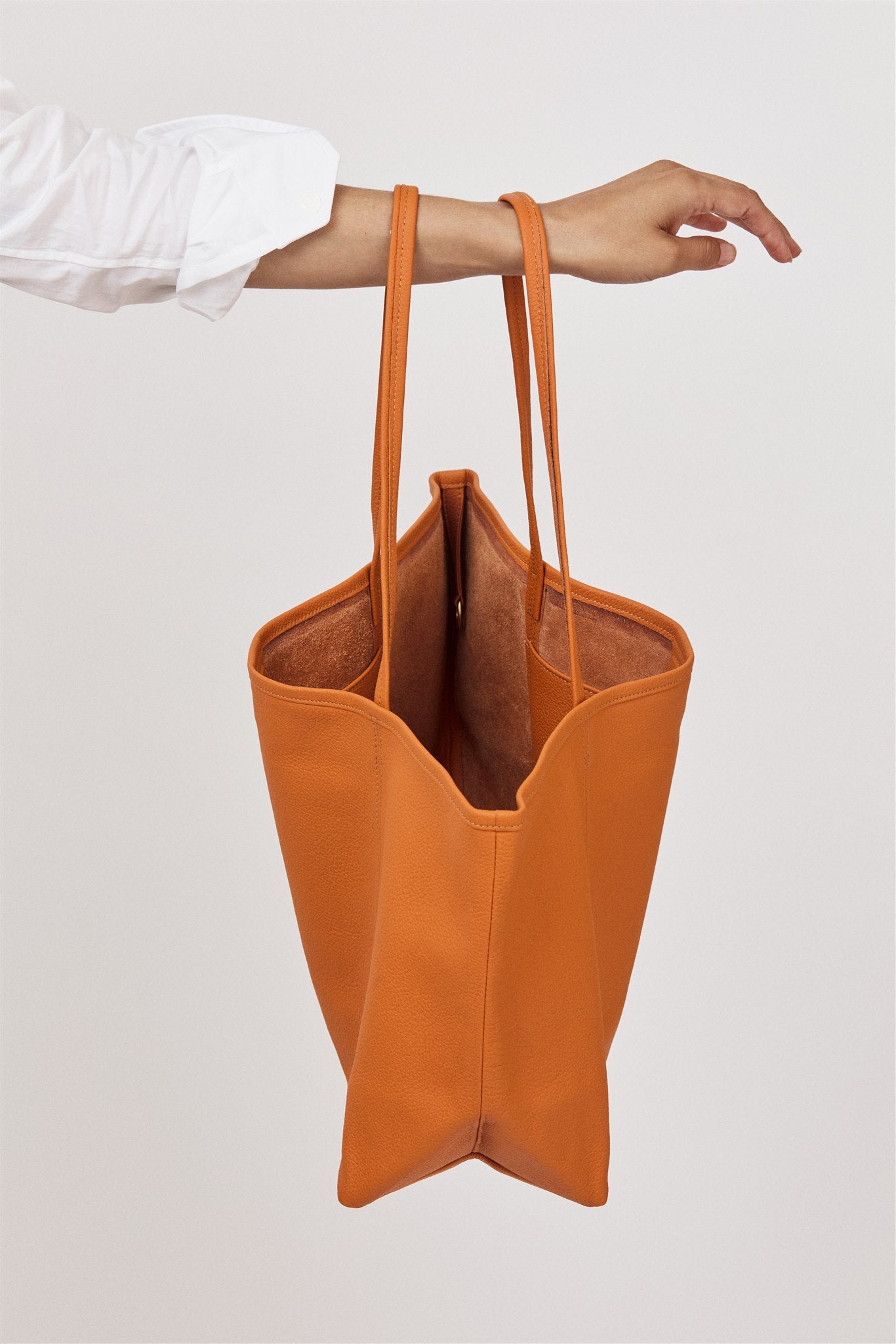 Makena Tote
