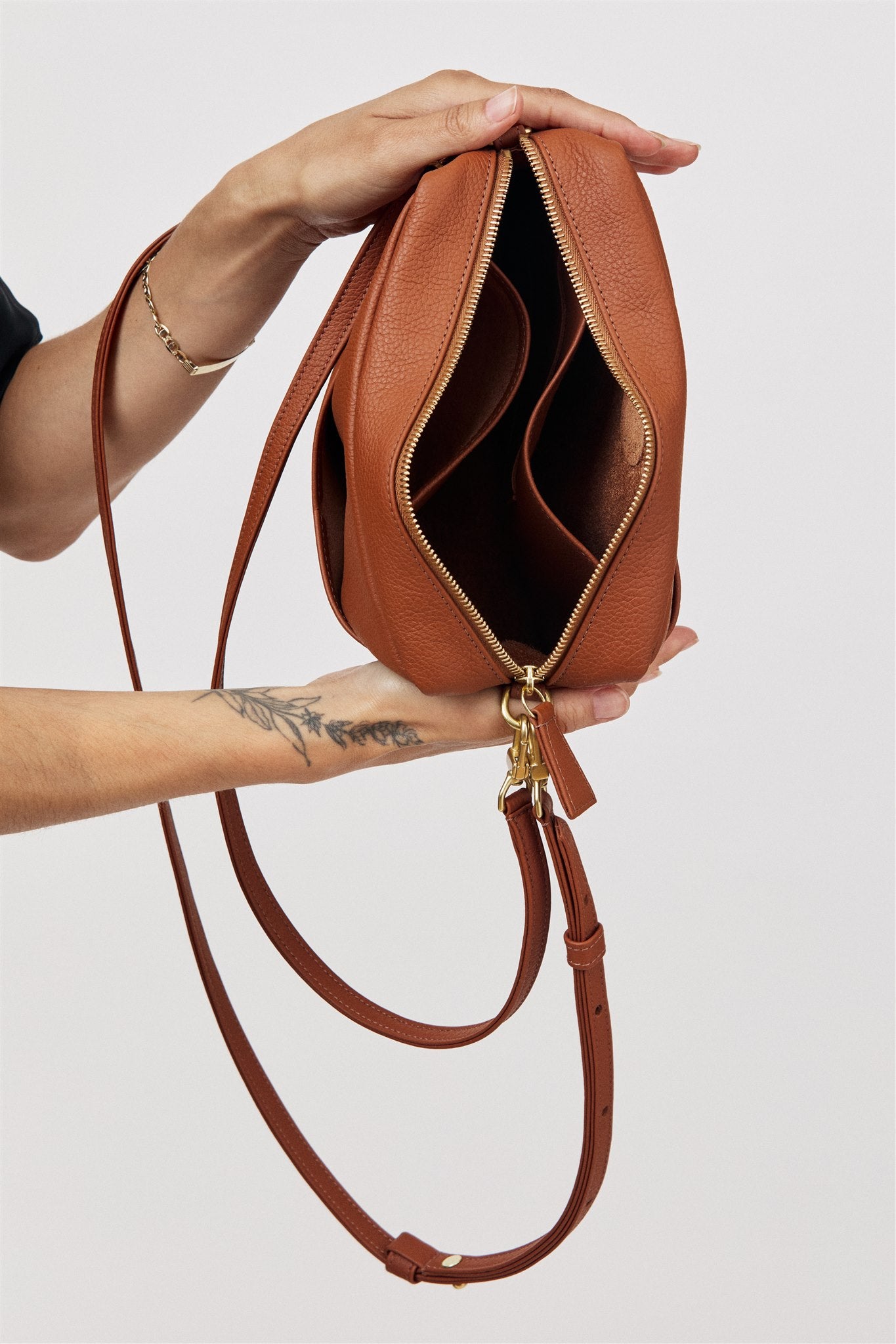 Rome Crossbody