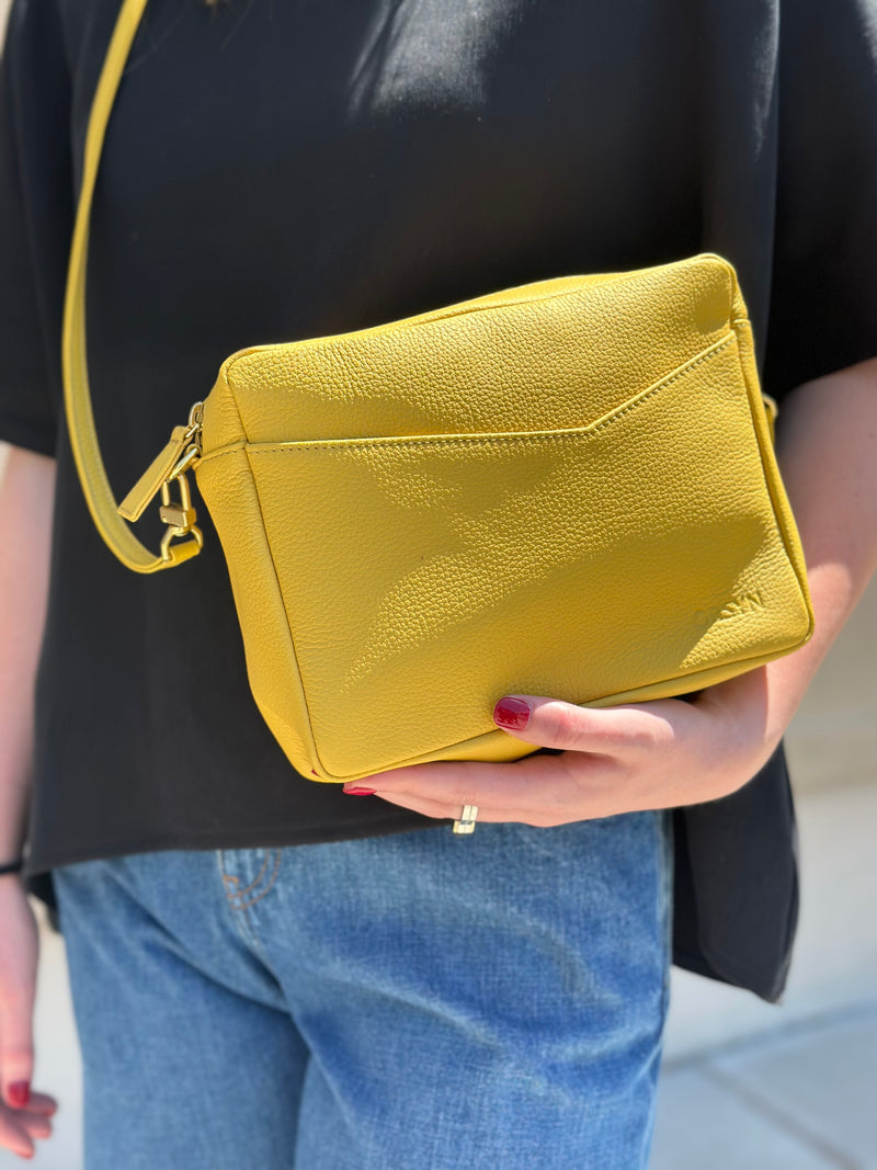 Rome Crossbody Pebble Grain