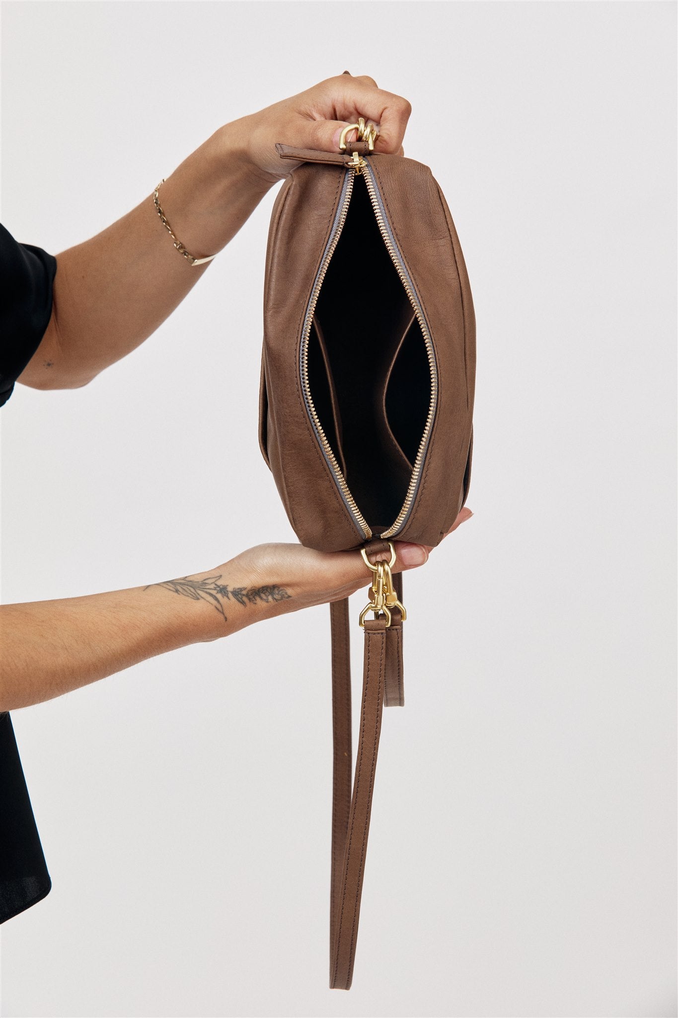 Rome Crossbody